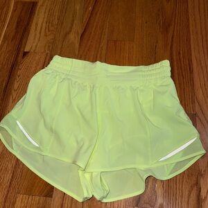 Lululemon Athletica Neon Yellow Athletic Hotty Hot HR 2.5” Shorts